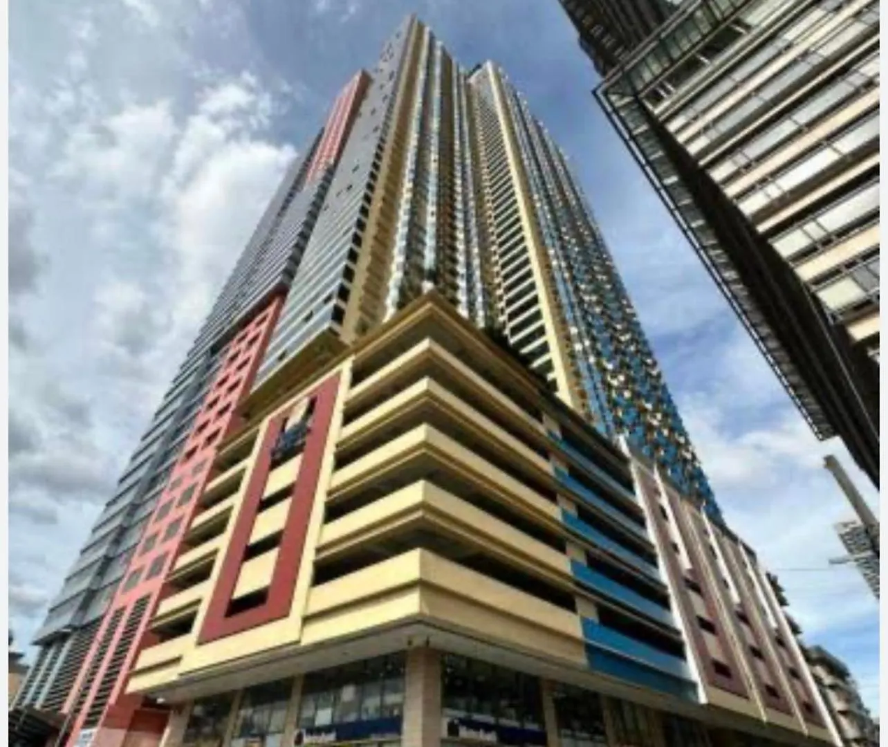 Apartment Condo In Front Of Us Embassy Studio Unit With 2 Double Beds Manila Philippines