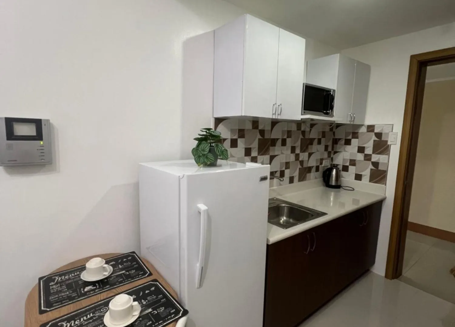 Condo In Front Of Us Embassy Studio Unit With 2 Double Beds Manila Apartment