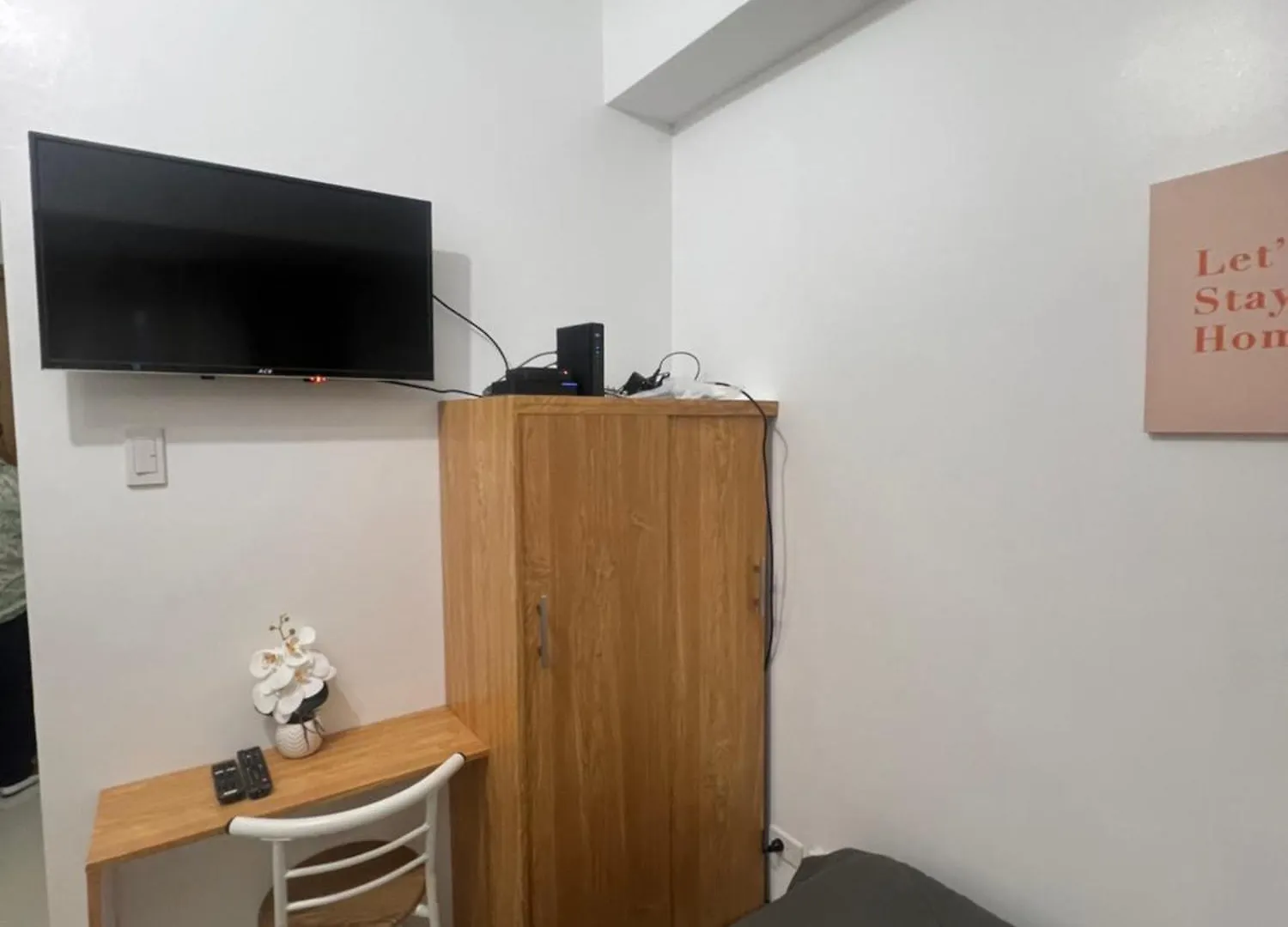 Condo In Front Of Us Embassy Studio Unit With 2 Double Beds 마닐라 아파트